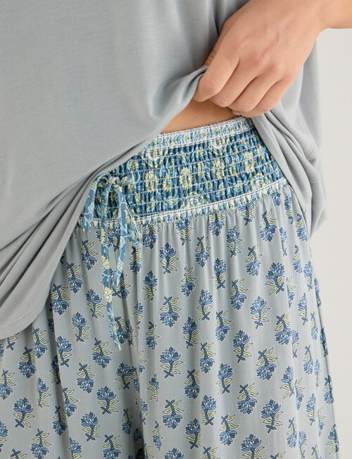 Whistle Sleep Contrast Trim Crop Pants, Soft Mint Print product photo View 05 L