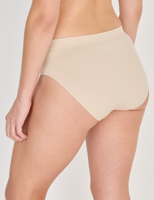 Lyric Seamfree Full Brief, Nude product photo View 02 L