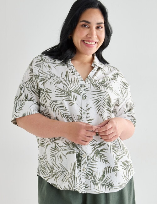 Studio Curve Palm Print Linen Blend Short Sleeved Shirt, Green product photo
