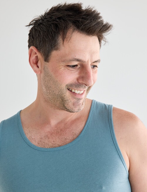 Chisel Ultimate Singlet, Sea Green product photo View 04 L