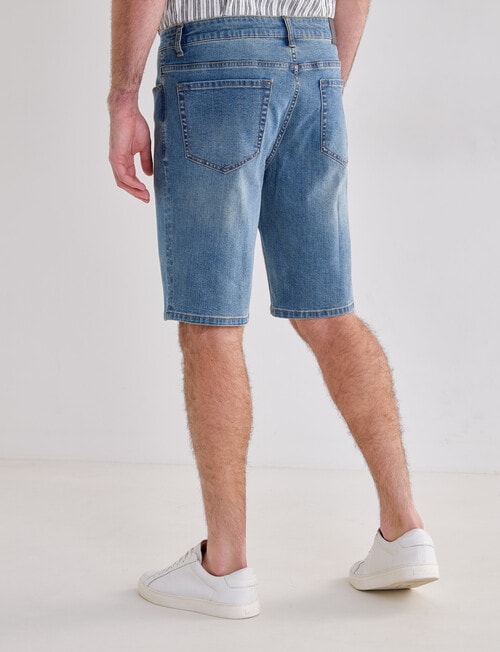 Chisel Extreme Stretch Shorts, Stonewash product photo View 02 L