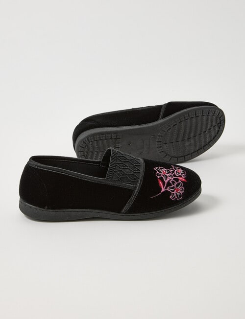 Lyric June Slipper, Black & Pink product photo View 02 L