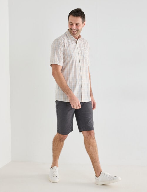 Chisel Mason Short Sleeve Shirt, Sand product photo