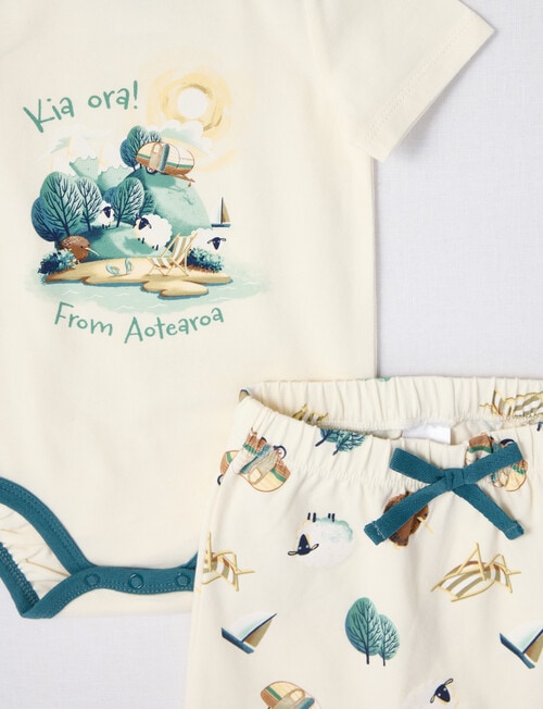 Teeny Weeny Kia Ora Kiwiana Short-Sleeve Bodysuit & Pant Set, 2-Piece, Cream product photo View 02 L