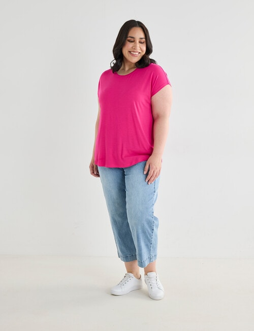 Bodycode Curve Boxy Tee, Magenta product photo View 03 L