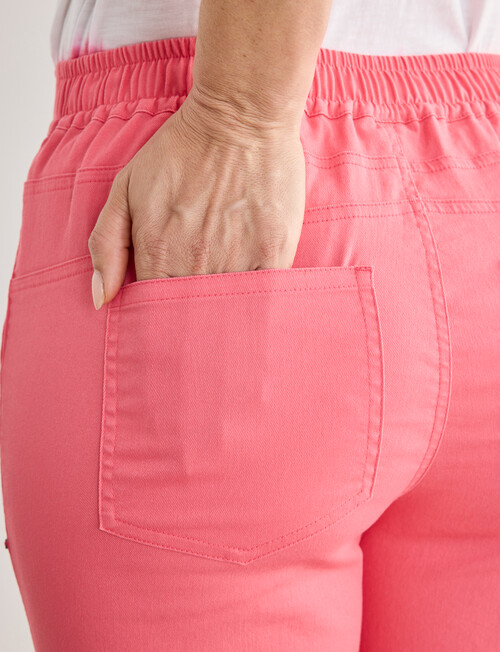 Line 7 Pace Capri Pant, Pink product photo View 06 L