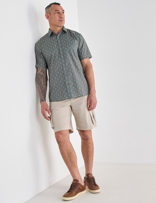 Kauri Trail Ripstop Cargo Shorts, Sand product photo View 03 L