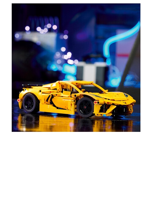 LEGO Technic Chevrolet Corvette Stingray, 42205 product photo View 08 L