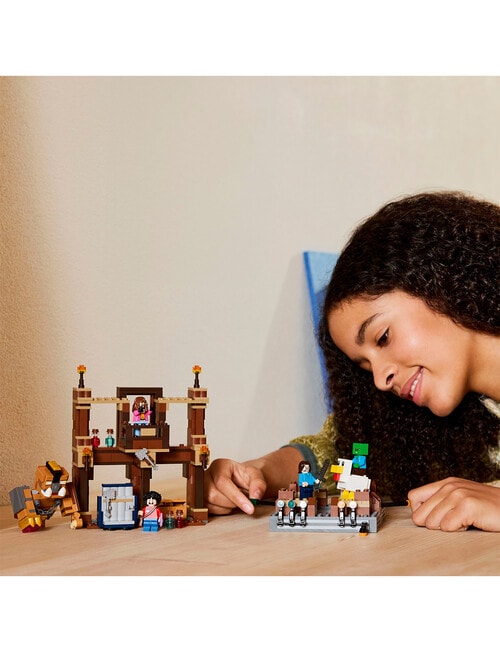 LEGO Minecraft Woodland Mansion Fighting Ring, 21272 product photo View 07 L