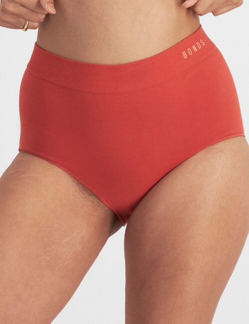 Bonds Seamless Full Brief, Red Dust product photo
