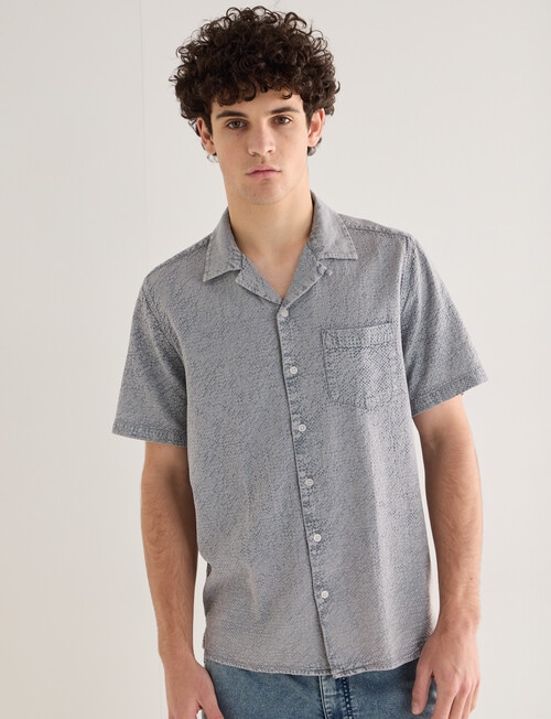 Tarnish Bahama Textured Shirt, Light Blue product photo View 04 L