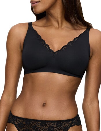 Triumph Amourette Wirefree Bra, Black, C-E product photo