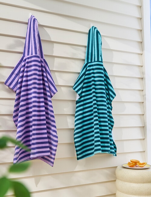 Verano Kids Junior Hooded Beach Towel Range product photo