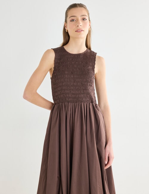 Mineral Tessa Bubble Hem Dress, Chocolate product photo View 04 L