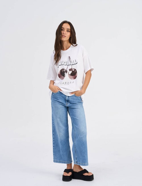 ONLY Carrie Organic Cotton Cherry Top, White product photo View 03 L