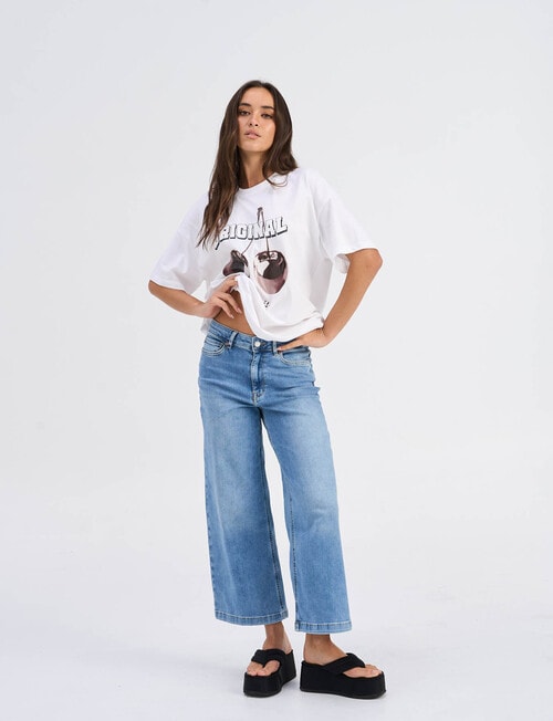 ONLY Carrie Organic Cotton Cherry Top, White product photo View 04 L