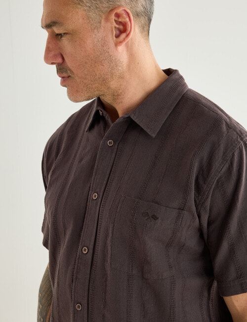 Logan Abbot Short Sleeve Shirt, Brown product photo View 04 L