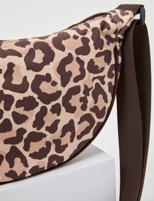 Switch Leopard Pouch, Chocolate & Natural product photo View 04 L