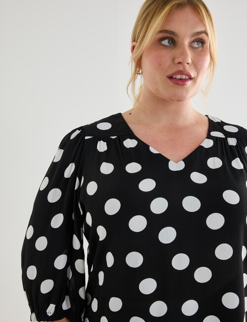 Studio Curve Collection Spot V Neck Top, Black product photo View 05 L
