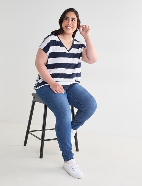 Denim Republic Curve Skinny Jeans, Mid Wash product photo View 05 L