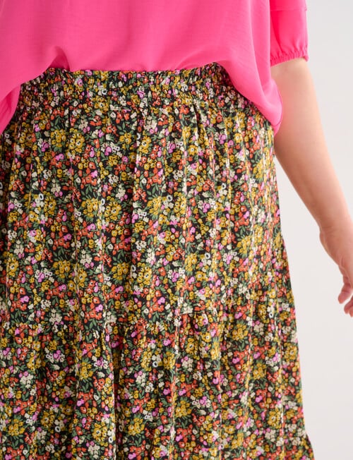 Studio Curve Ditsy Floral Tiered Skirt, Black product photo View 05 L