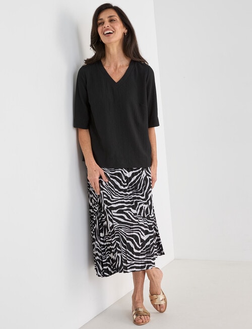 Ella J Shell V-neck Top, Black product photo View 03 L