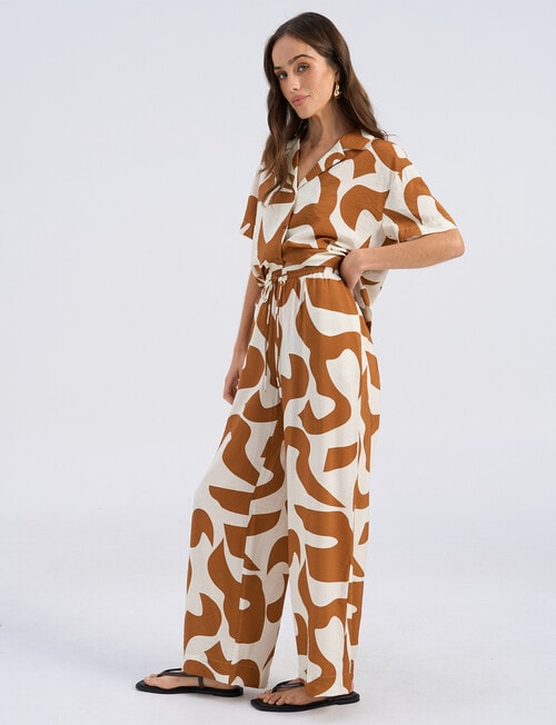 Vero Moda Geo 2/4 Pant, Caramel product photo View 05 L