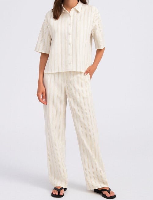 Vero Moda Susi Short Shirt, Oatmeal Stripe product photo