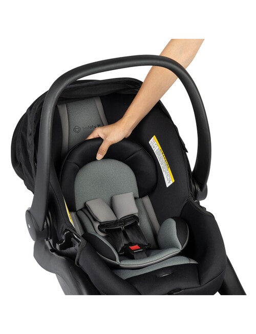 Safety First onBoard Insta-LATCH Capsule with Base product photo View 04 L