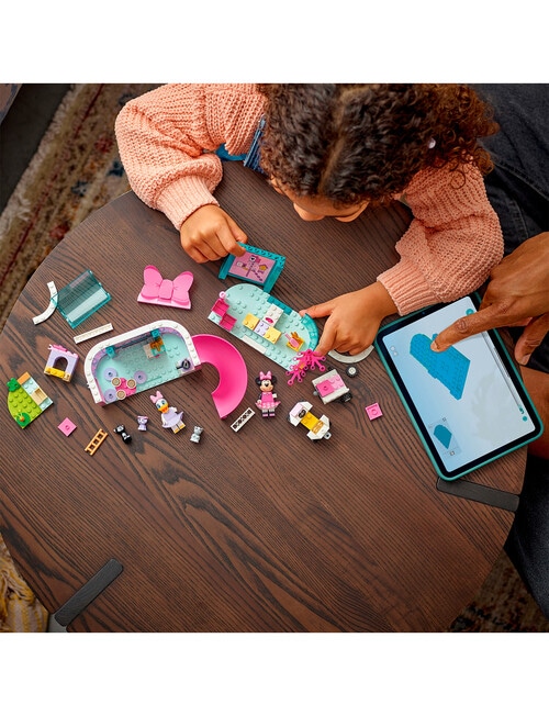 LEGO Disney Minnie's Pet Hotel, 43274 product photo View 06 L