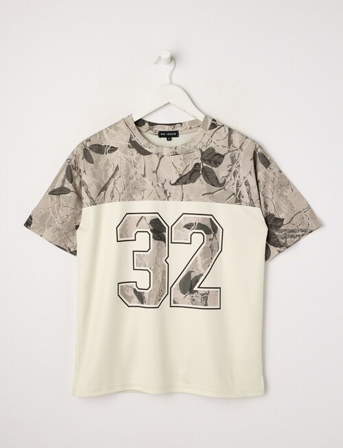 No Issue Basketball Applique Mesh Short Sleeve Tee, Camo product photo