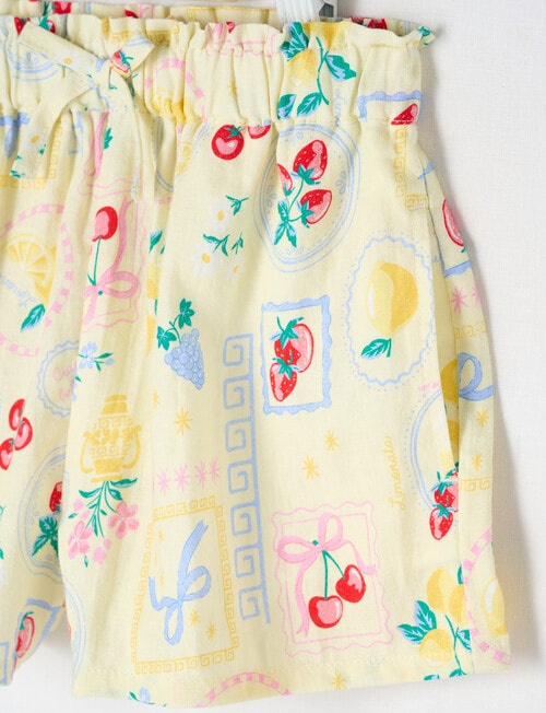 Mac & Ellie Amalfi Linen Blend Short, Lemon product photo View 02 L