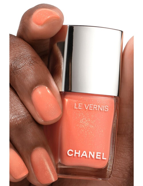 CHANEL LE VERNIS Longwear Nail Colour product photo View 06 L