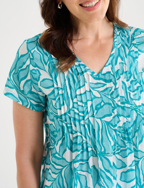 Line 7 Meadow Cotton Tee, Green product photo View 04 L