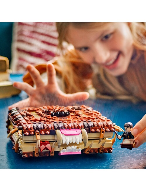 LEGO Harry Potter Chomping Monster Book Of Monsters product photo View 07 L