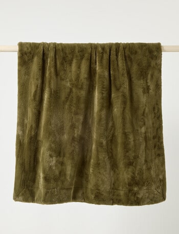 Tilly Home Essie Faux Fur Throw product photo