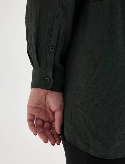 Studio Curve Collection Long Sleeve Magic Shirt, Olive product photo View 07 L