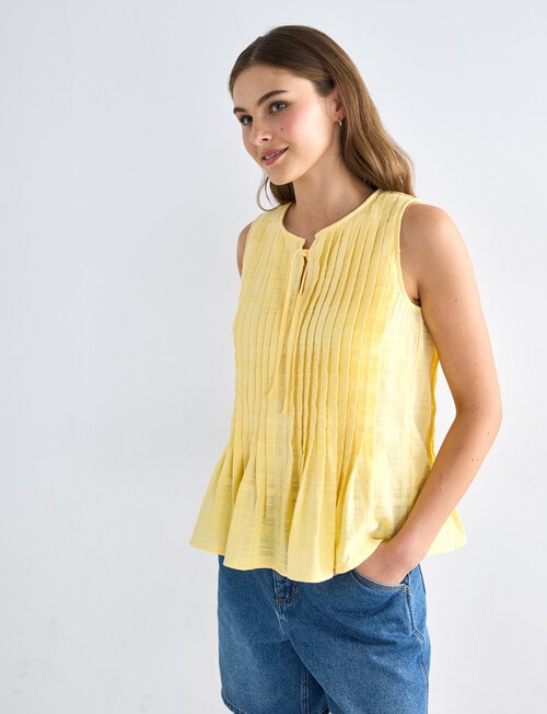 Zest Sleeveless Pleat Top, Panna Cotta product photo