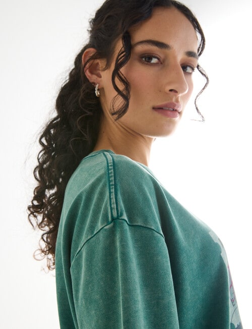 Zest Stamp Vintage Wash Holiday Tee, Forest product photo View 05 L