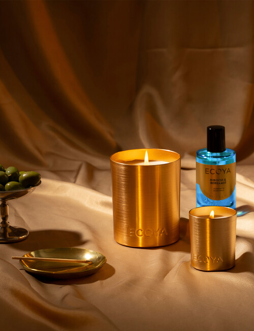 Ecoya Goldie Candle, Hibiscus & Bergamot, 460g product photo View 02 L