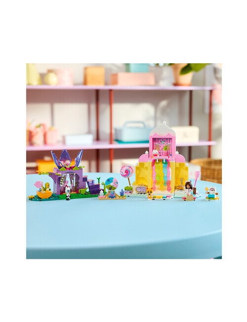 LEGO Gabbys Dollhouse Gabby's Dollhouse Sweet Treat Mountain & Kitty Garden, 11205 product photo View 09 L