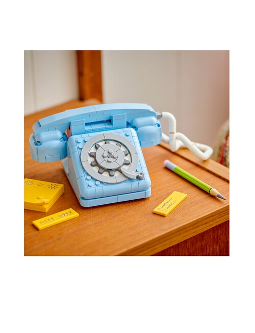 LEGO Creator 3-in-1 Creator Retro Telephone, 31174 product photo View 07 L