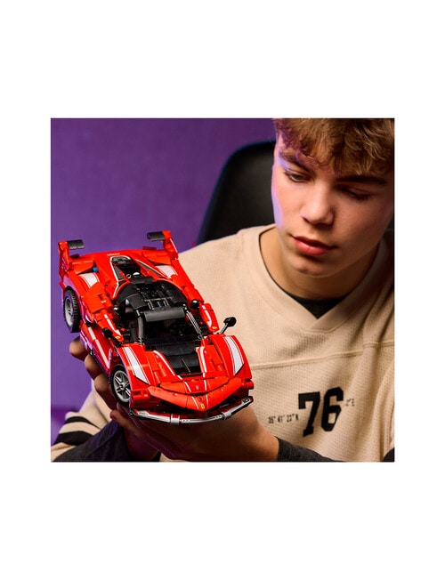 LEGO Technic Technic Ferrari FXX K, 42212 product photo View 14 L