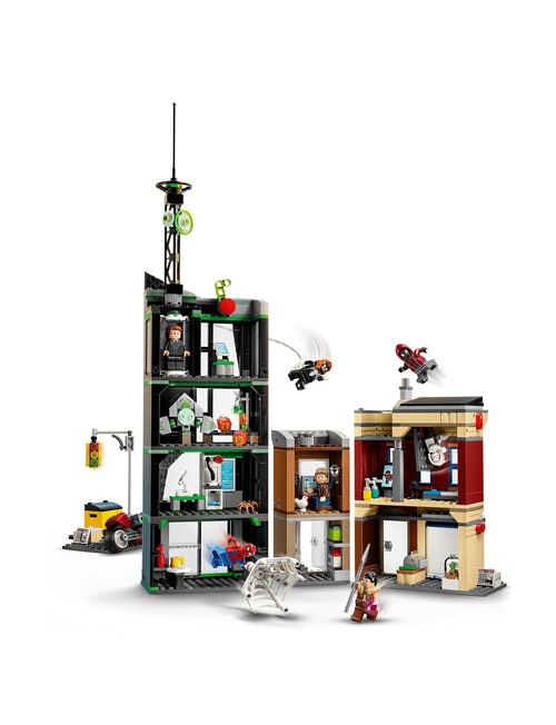 LEGO Superheroes Super Heroes Marvel Spider-Man vs. Oscorp, 76324 product photo View 07 L