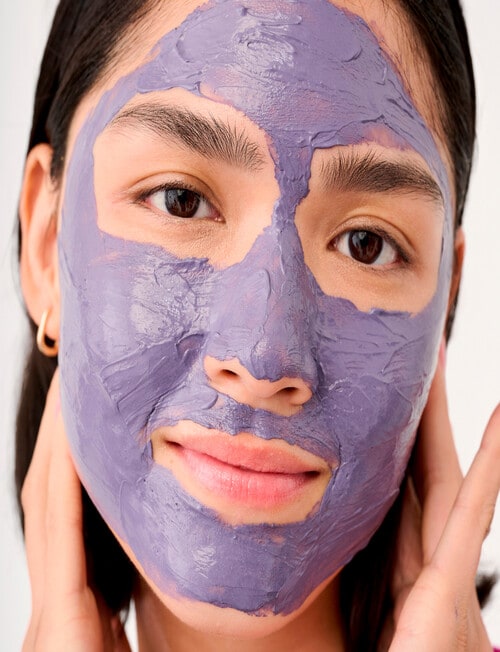 benefit Best Sellers Gift Set Benefit Dream Team product photo View 04 L