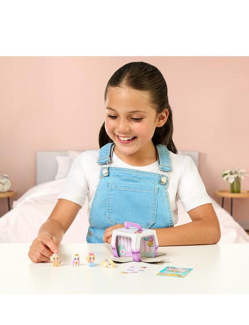 Little Live Pets Mama Surprise Families Adoption Pack product photo View 05 L