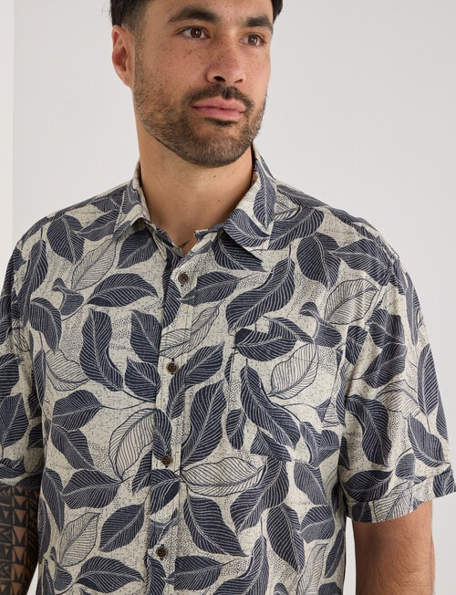 Kauri Trail Print Palm Short Sleeve Viscose Shirt, Tan product photo View 04 L