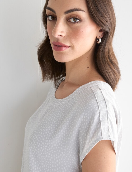 Oliver Black Overlay Top, Silver & Ivory Pebble product photo View 04 L