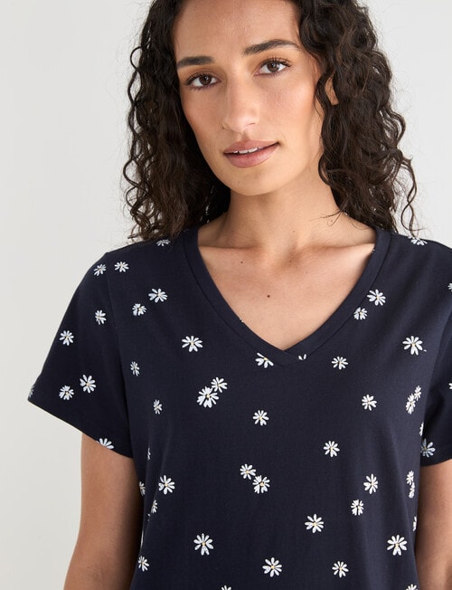 Zest Sleep Daisy T-Shirt Nightie, Navy product photo View 04 L