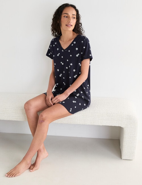 Zest Sleep Daisy T-Shirt Nightie, Navy product photo View 06 L